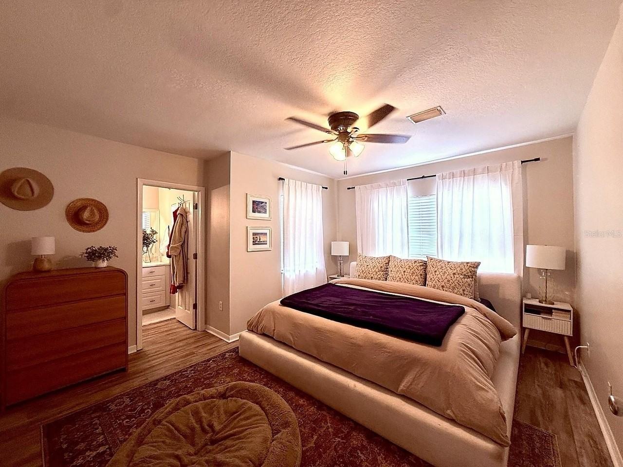 7218 N Highland Ave - Photo 7 of 15