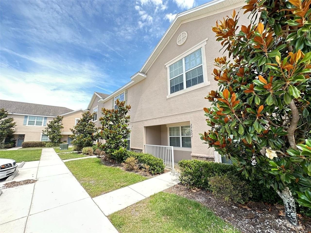 27507 Desert Willow Way - Photo 4 of 23