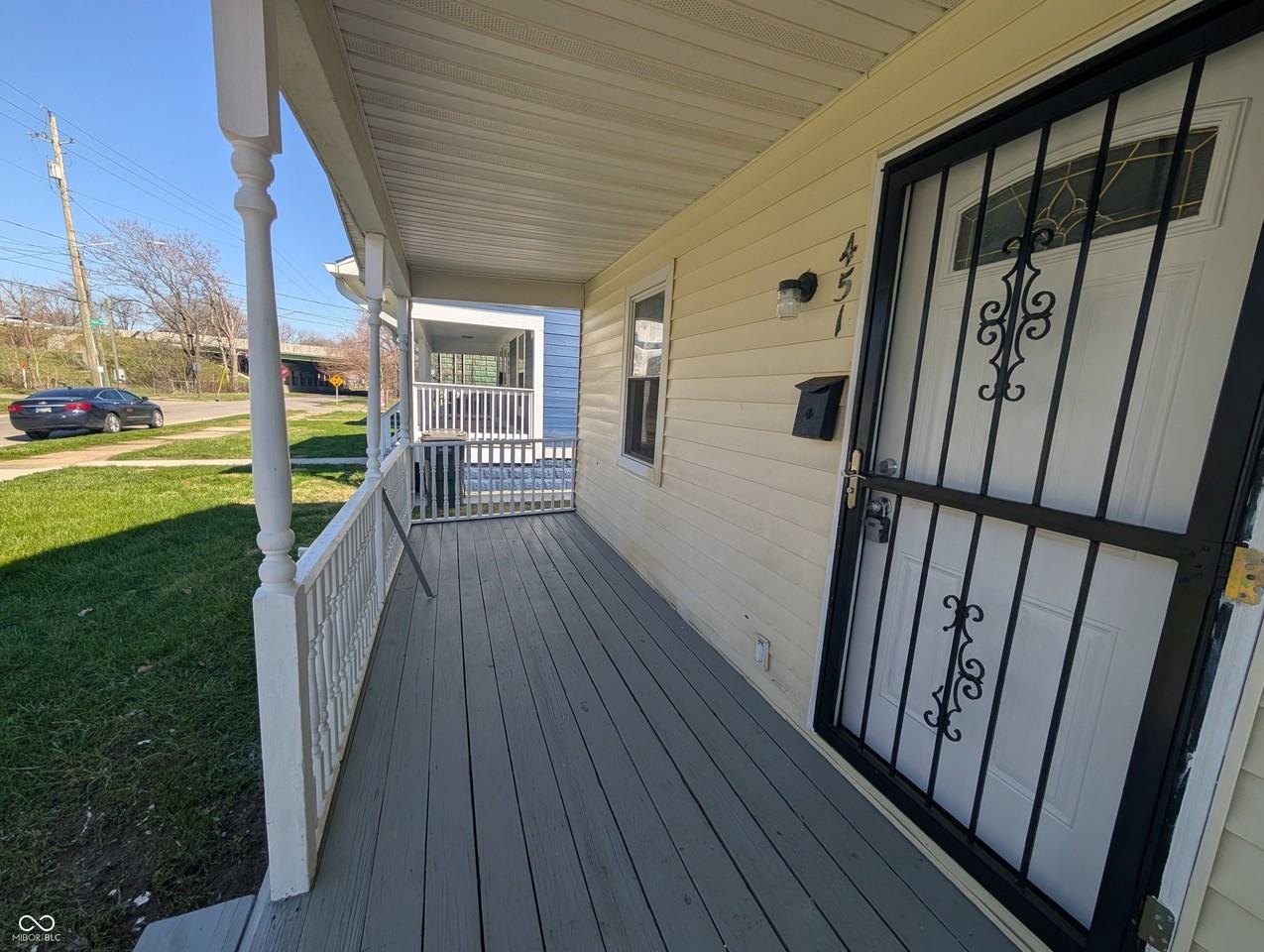 451 W 26th St - Photo 2 of 17