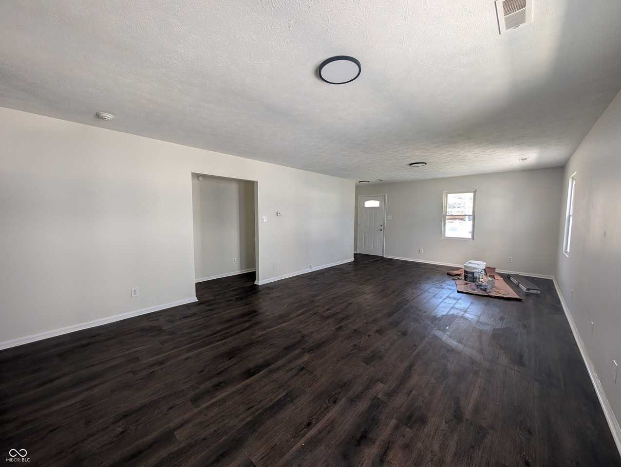 451 W 26th St - Photo 5 of 17