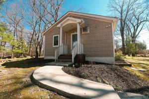 featured image of 109 Vista Ter S Unit B