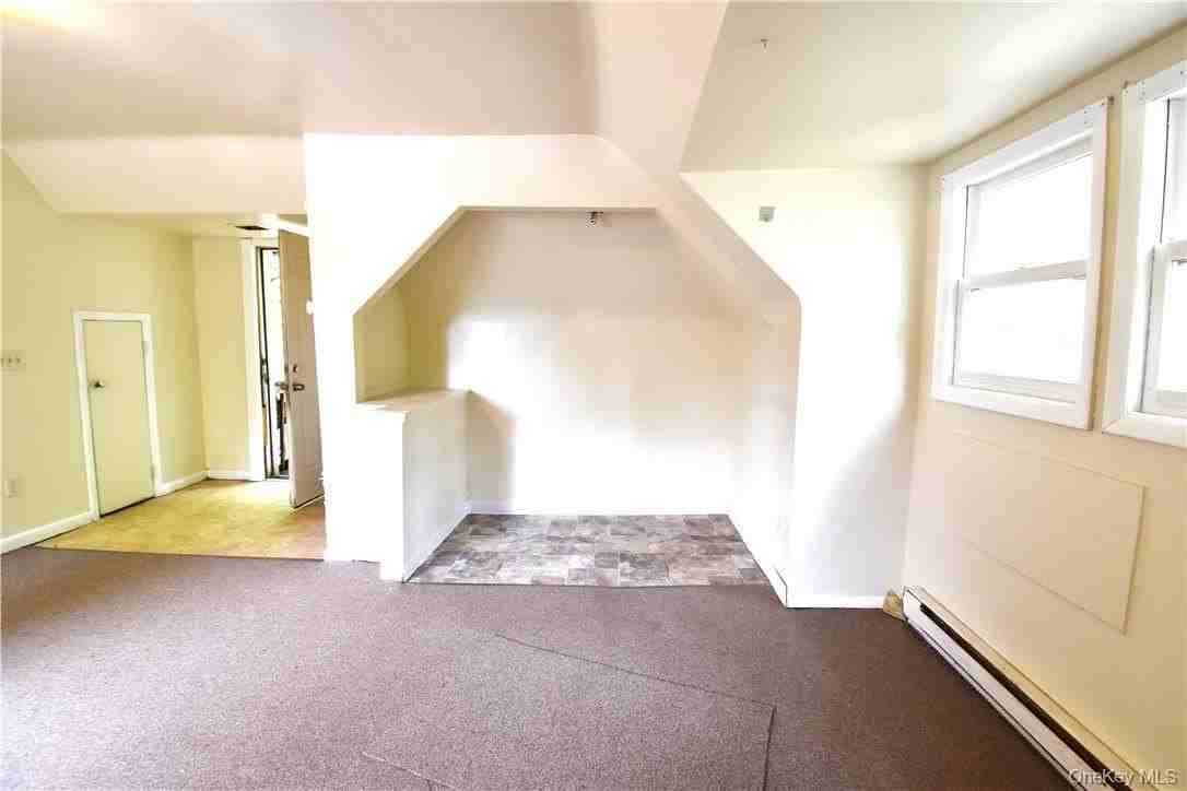 70 High St Apt 5 - Photo 3 of 7