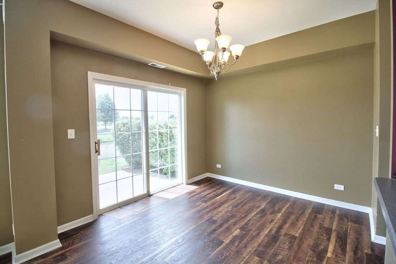 2378 Georgetown Cir - Photo 5 of 18