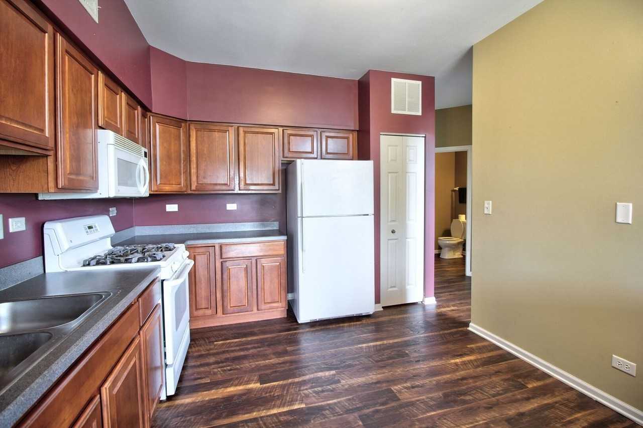 2378 Georgetown Cir - Photo 6 of 18