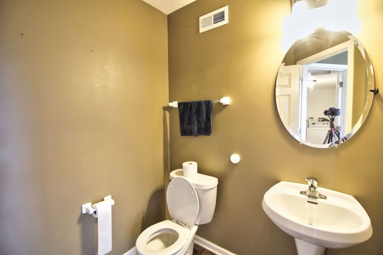 2378 Georgetown Cir - Photo 7 of 18