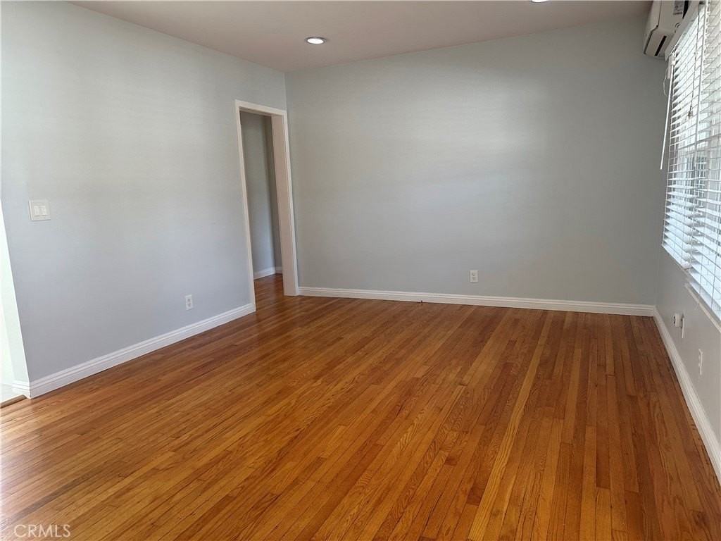 748 W Colorado Blvd - Photo 3 of 12