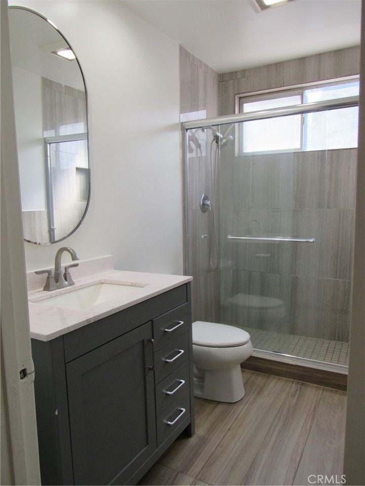 2940 Montrose Ave #2 - Photo 7 of 14