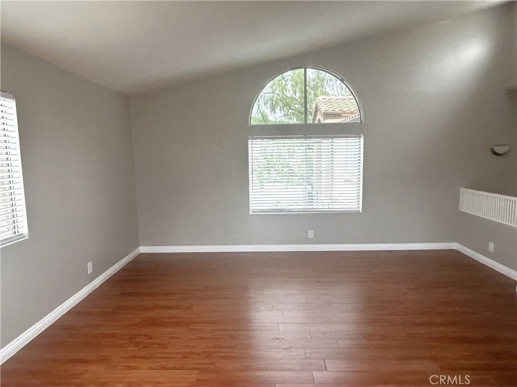 2538 Sundial Dr - Photo 7 of 25