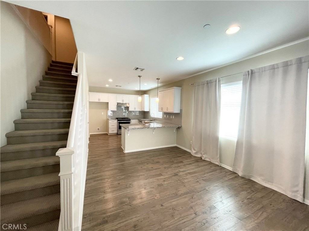 11829 Greenbrier Ln - Photo 7 of 14