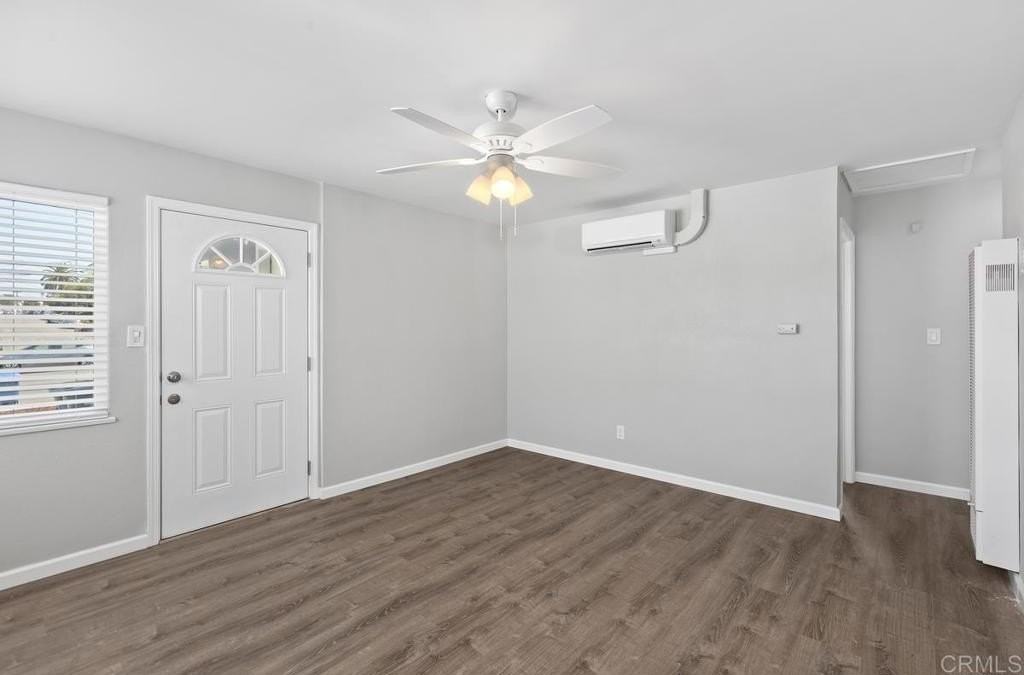 9263 Earl St - Photo 6 of 17