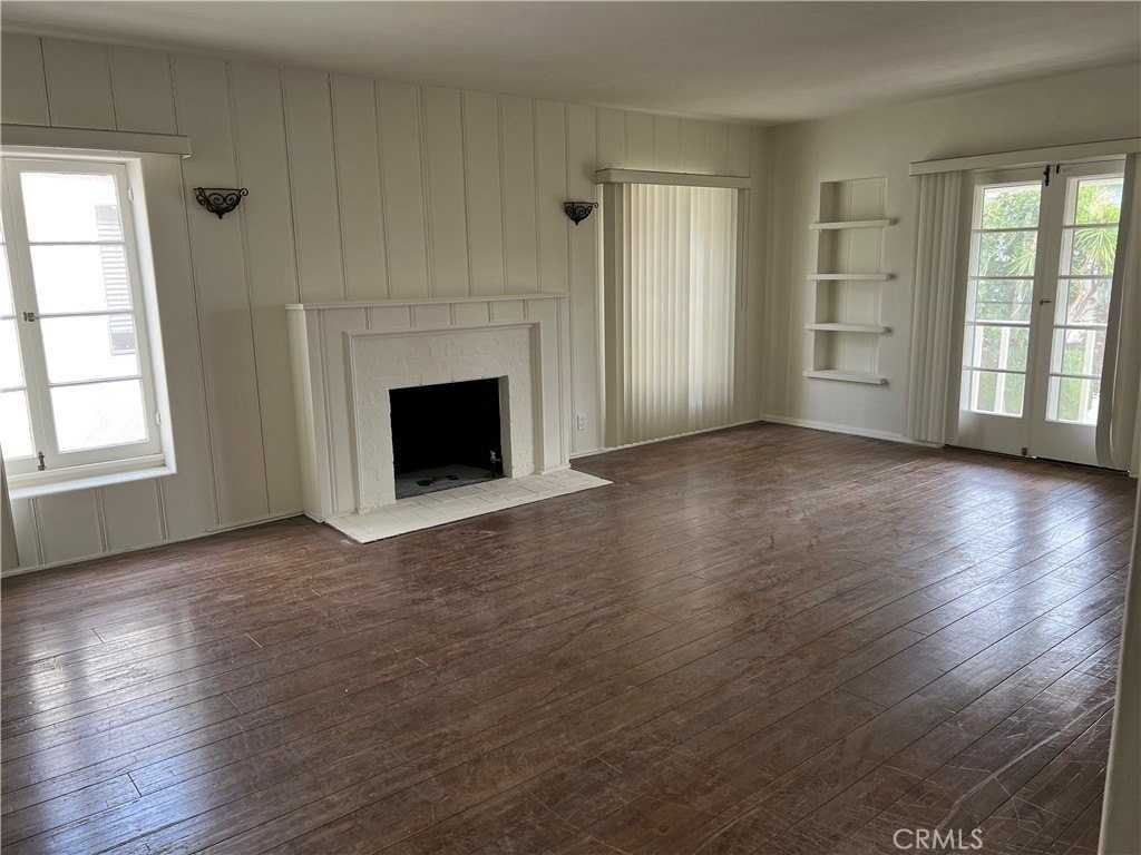 425 S Palm Dr - Photo 7 of 28