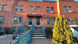 405 Halsey St - Photo 1 of 1