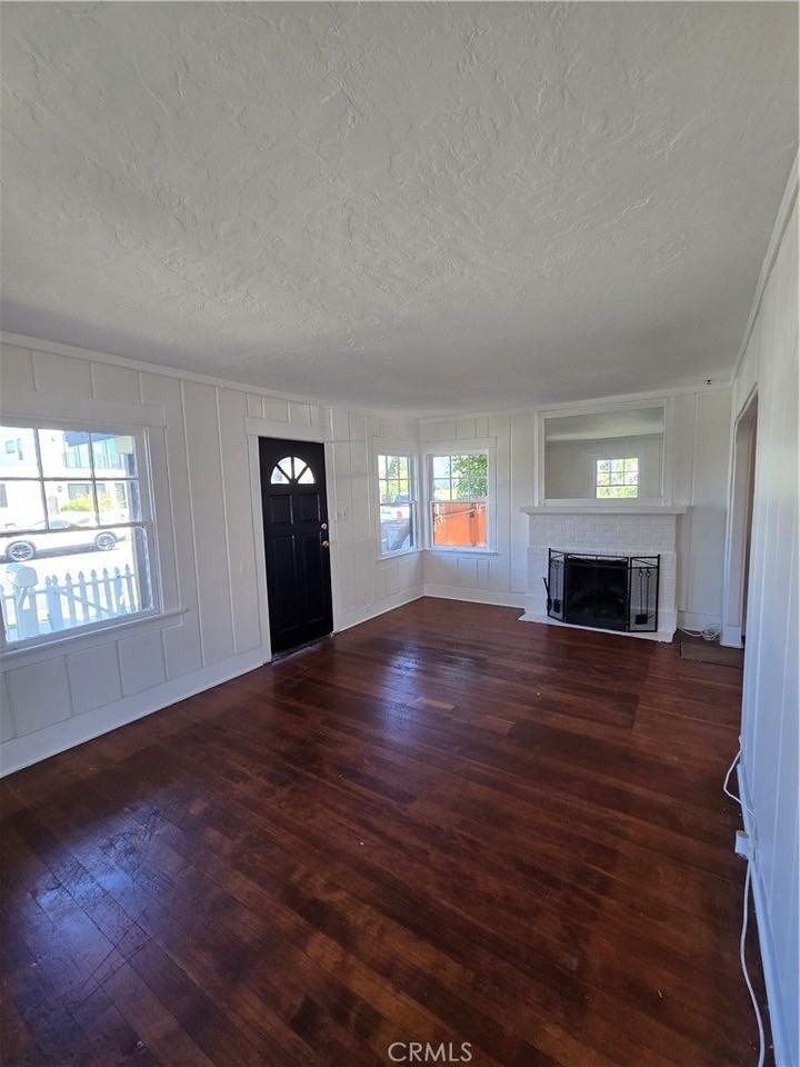 819 Huntington St - Photo 4 of 16