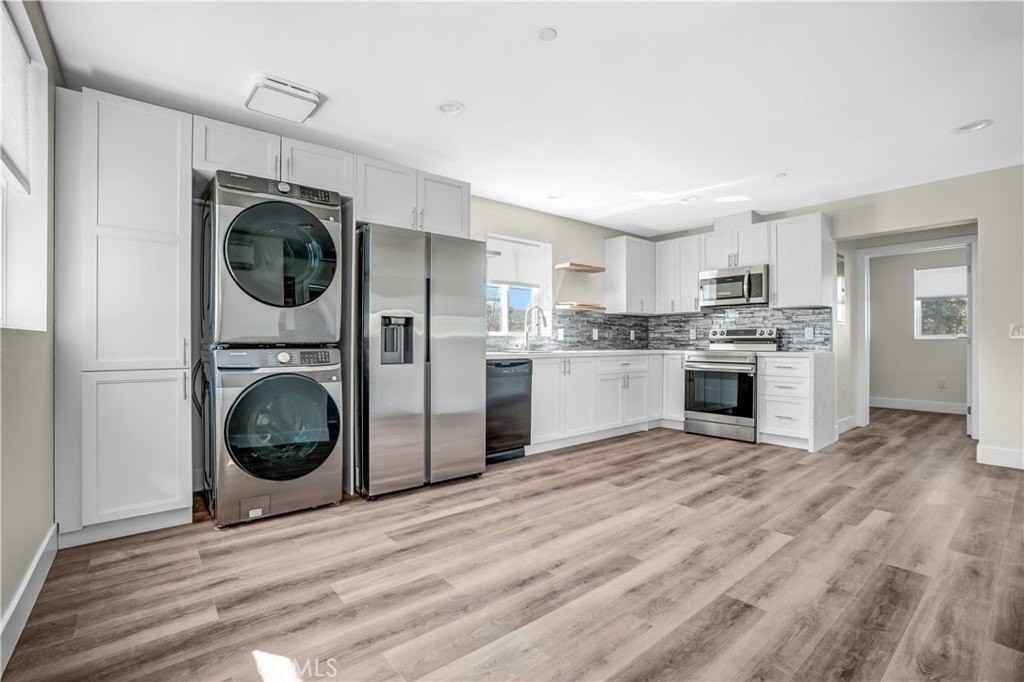 1648 255th St - Photo 6 of 14