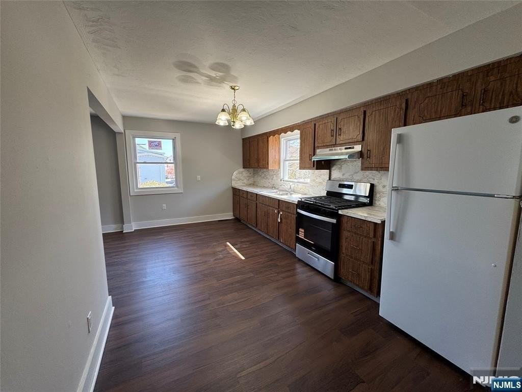 8 Lincoln Pl - Photo 2 of 5