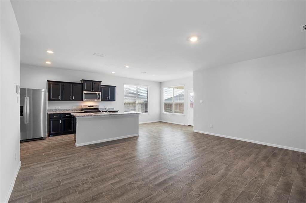 9749 Fallston Dr - Photo 3 of 18