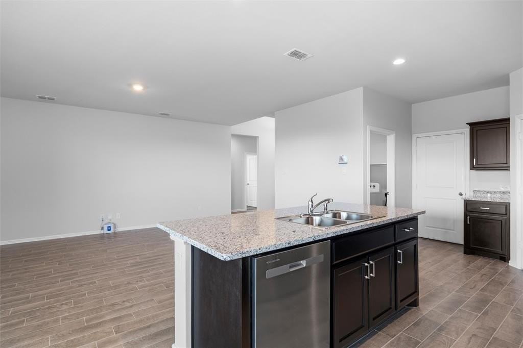 9749 Fallston Dr - Photo 6 of 18