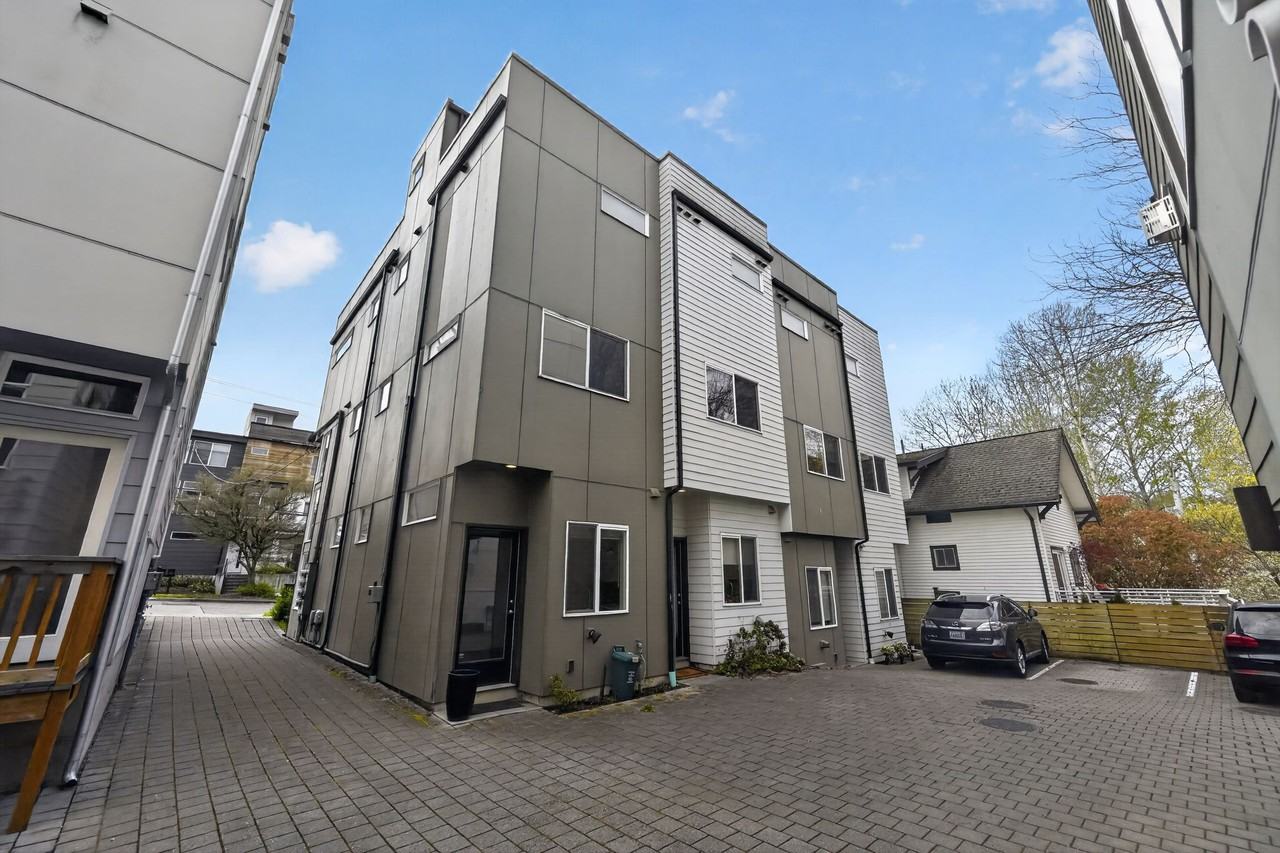 2622 Southwest Nevada StreetUnit A #A - Photo 2 of 10