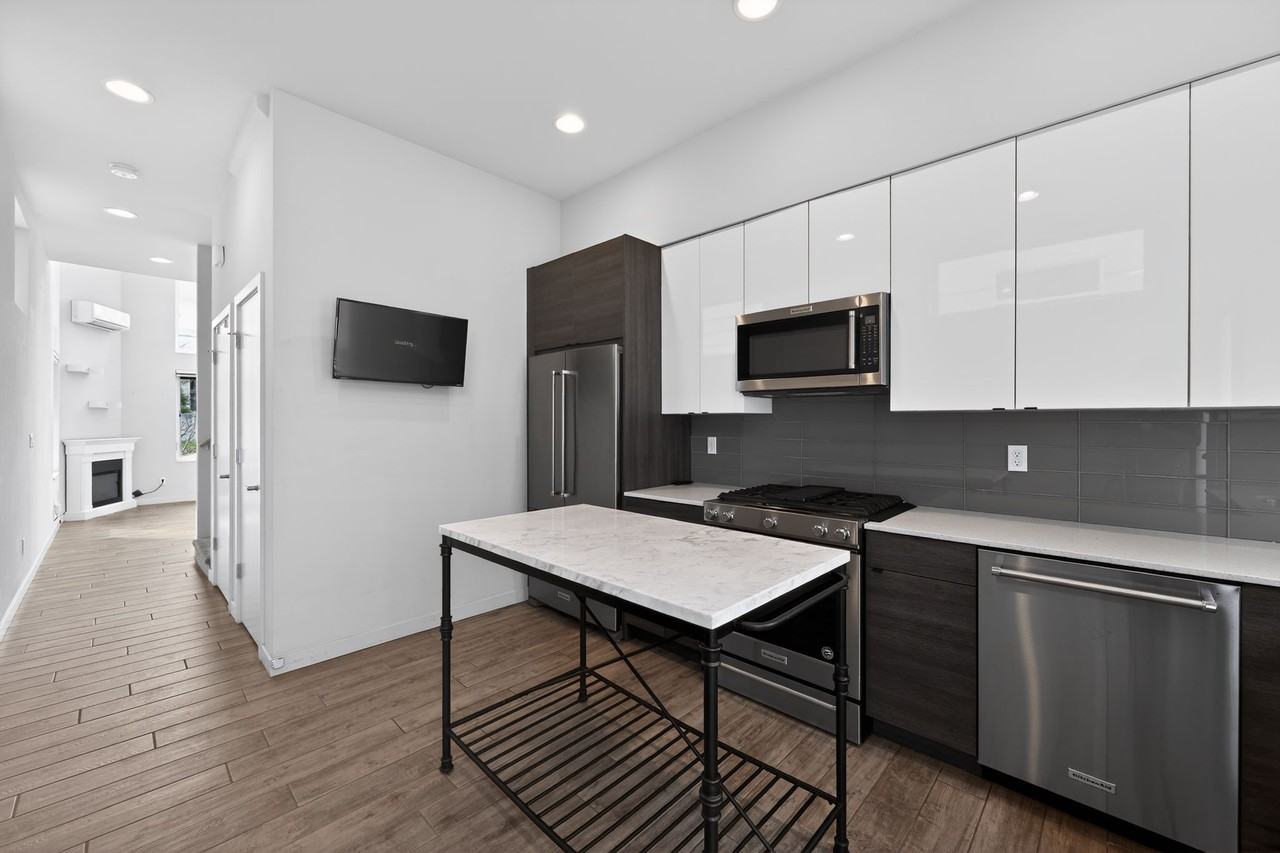 2622 Southwest Nevada StreetUnit A #A - Photo 6 of 10