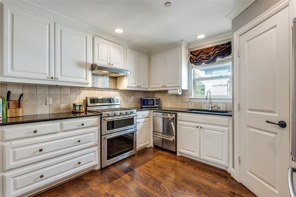 3305 Rosedale Ave #1 - Photo 6 of 17