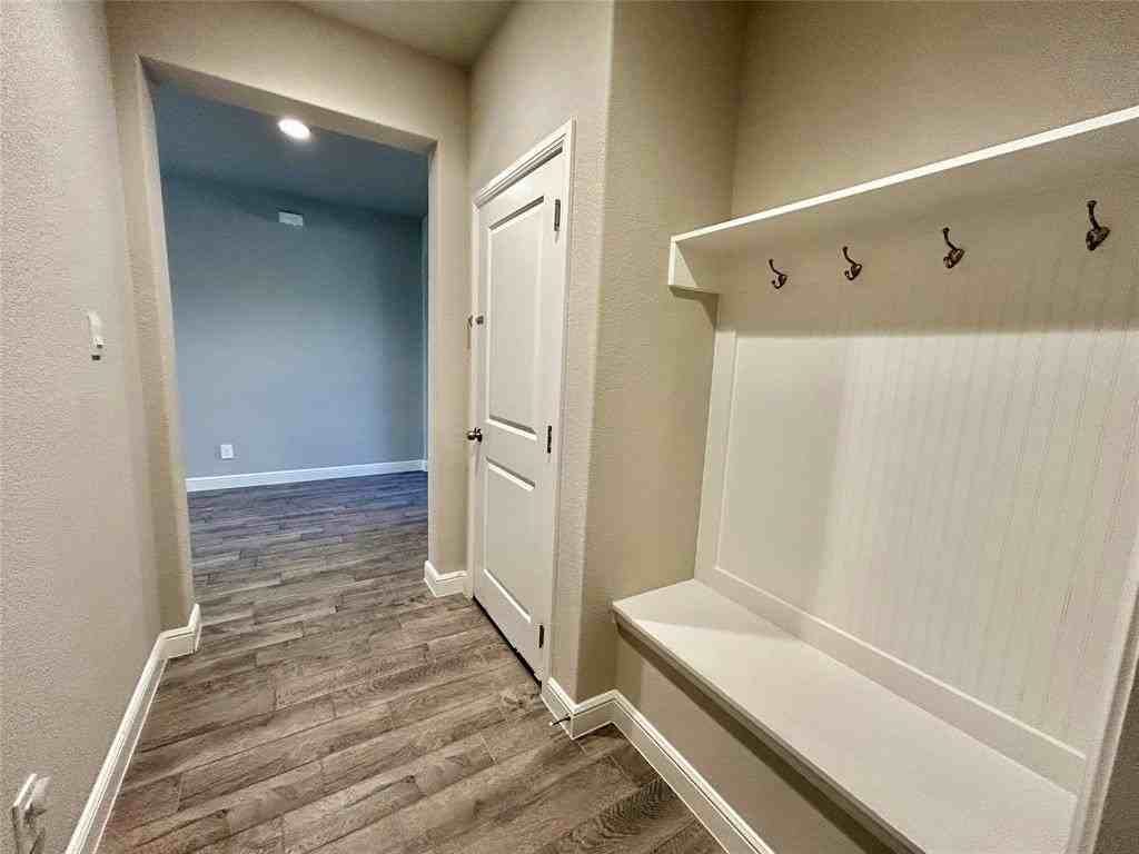 16012 Bronte Ln - Photo 6 of 22