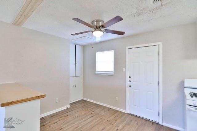 5226 N 9th St - Photo 6 of 21