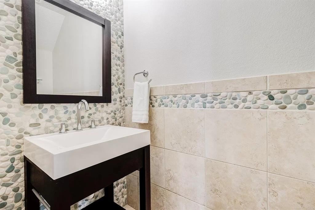 3601 Mcclintick Rd - Photo 6 of 24