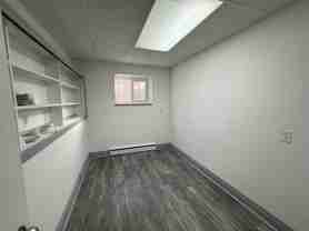 1088 Fennell Ave E - Photo 1 of 1