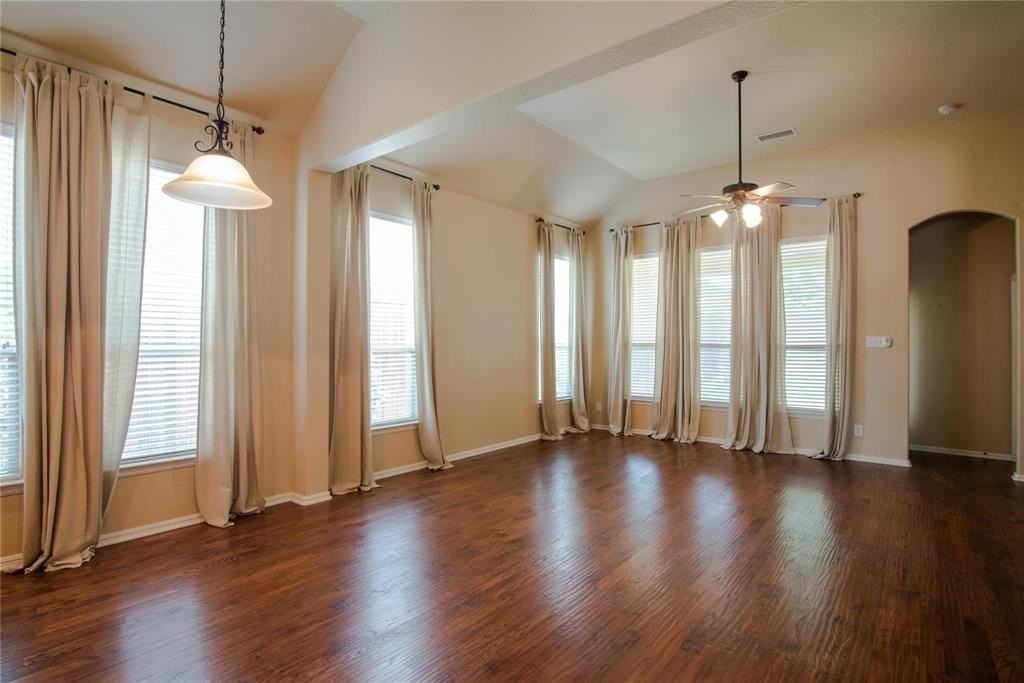 5112 Sweetgum Ct - Photo 4 of 12