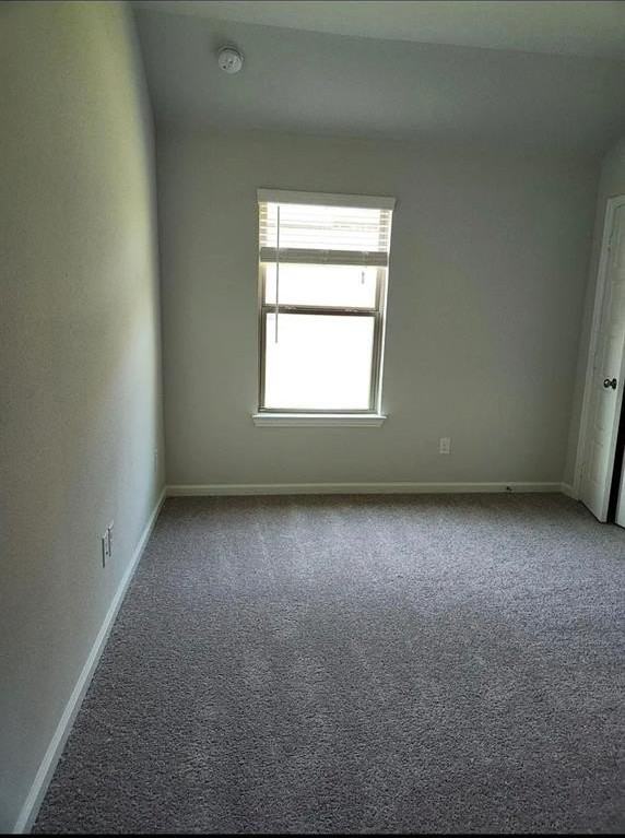 2043 Atlantic Ave - Photo 5 of 25