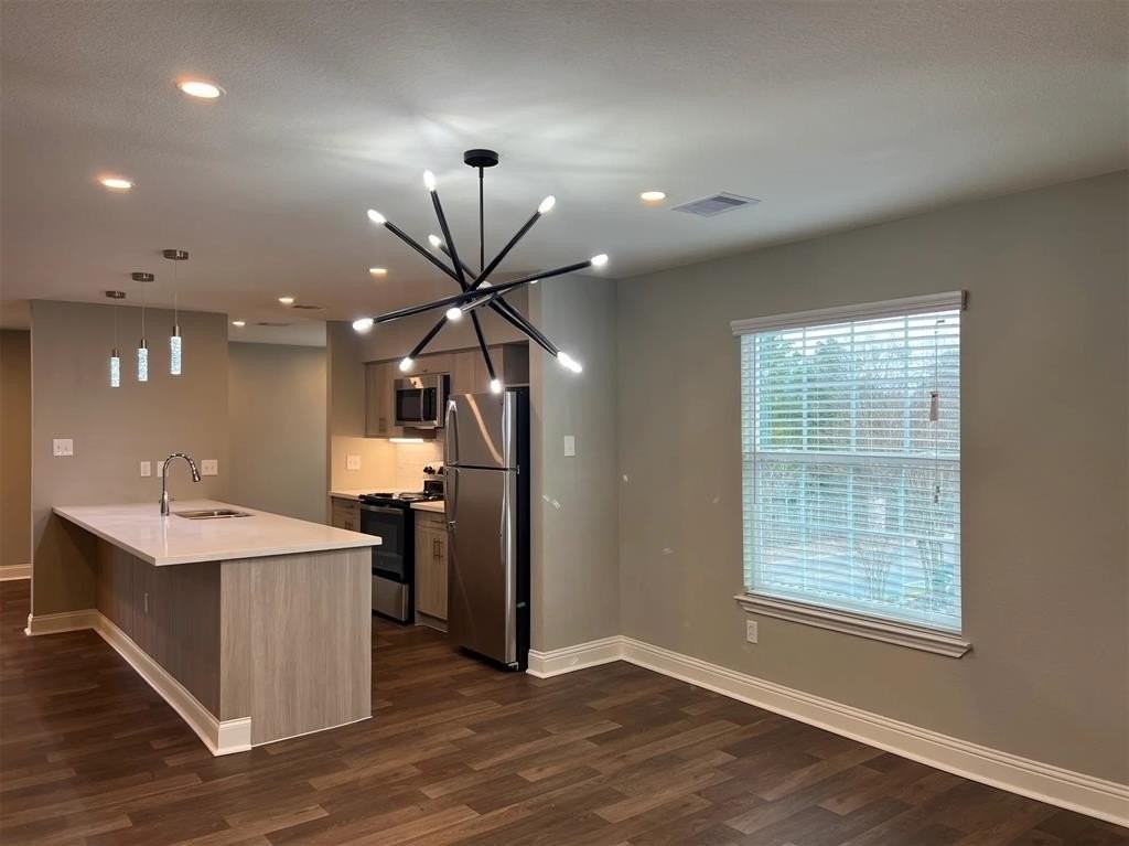 8003 Woodway Dr #0107 - Photo 4 of 13