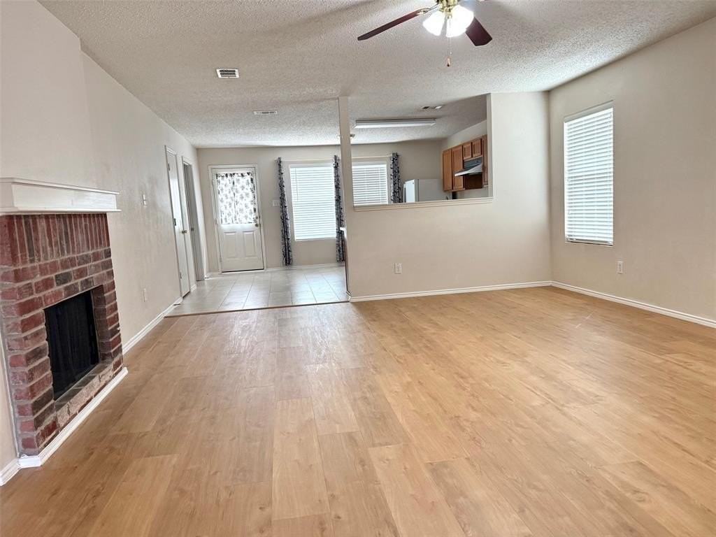 932 White Dove Dr - Photo 3 of 13