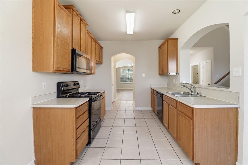 4521 Worchester Ln - Photo 7 of 27