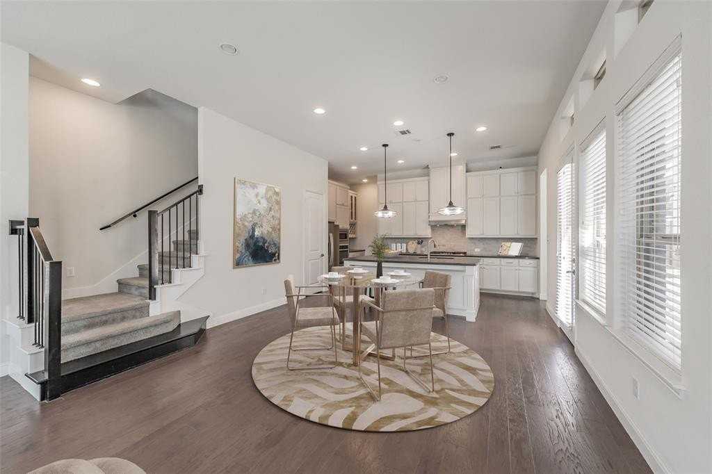 8075 Sunflower Ln - Photo 5 of 33