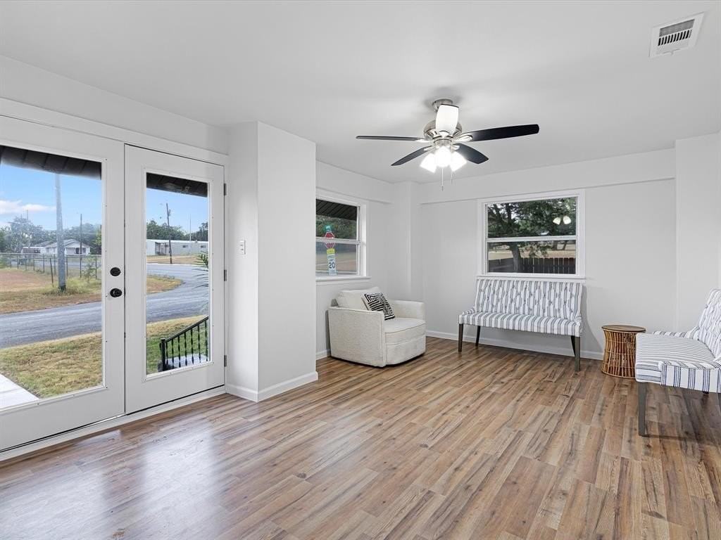 611 Cherry St - Photo 4 of 38