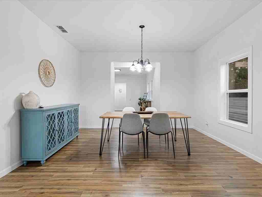 611 Cherry St - Photo 5 of 38