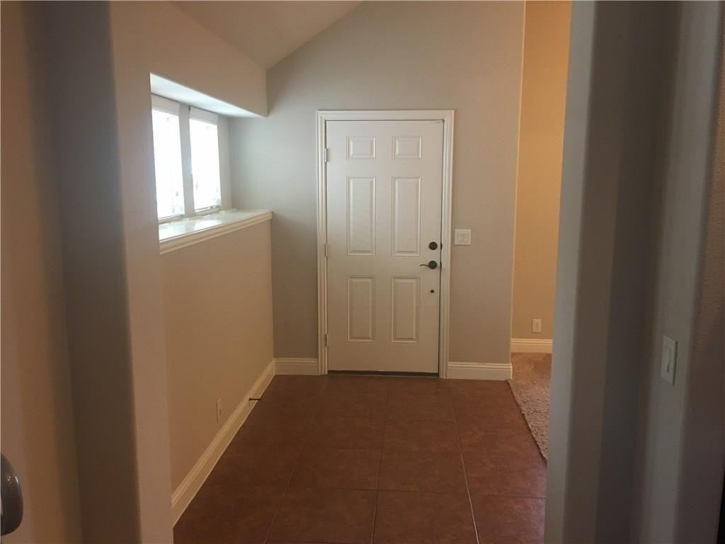 132 Stanley Falls Dr - Photo 2 of 11