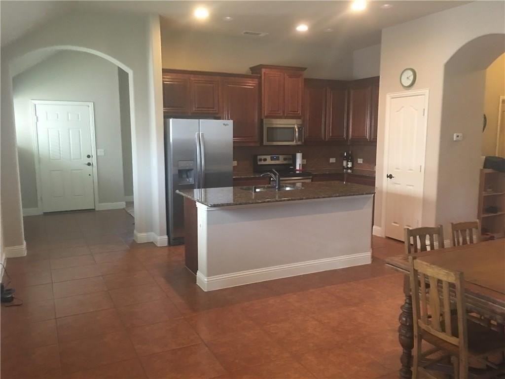 132 Stanley Falls Dr - Photo 3 of 11