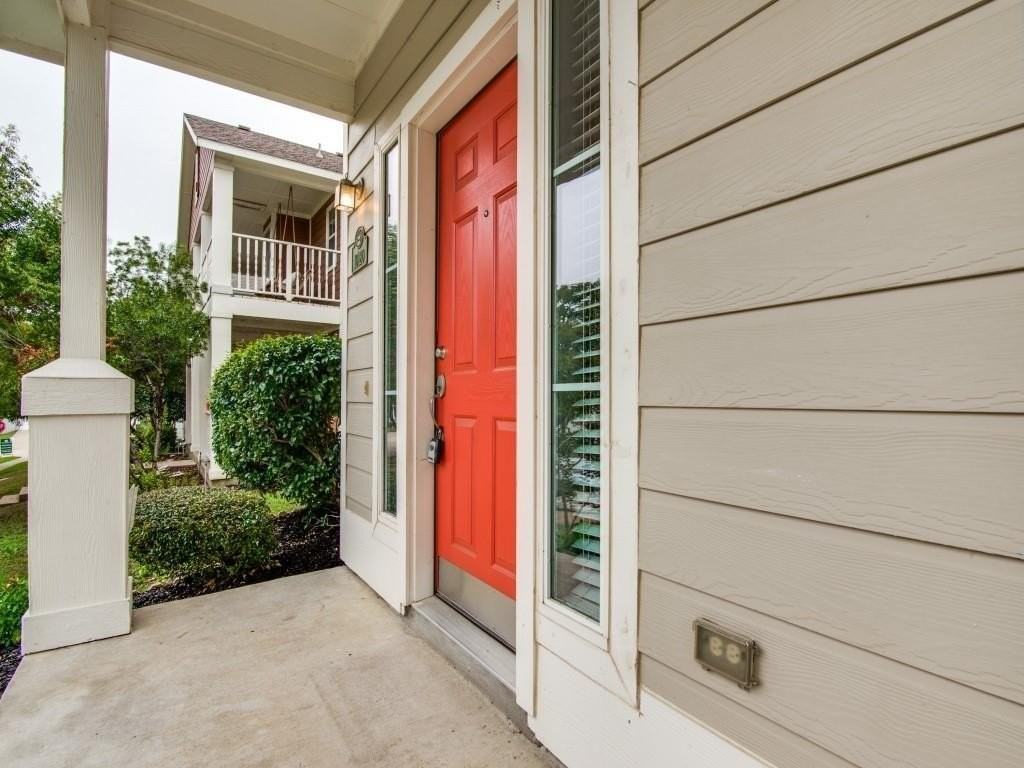 10120 Cherry Hill Ln - Photo 3 of 25