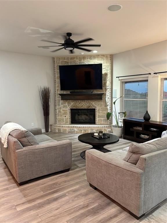 4737 Christie Ave - Photo 4 of 13