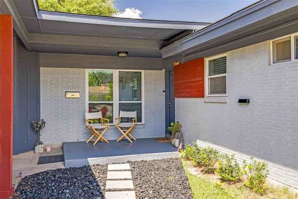 11021 Cactus Ln - Photo 2 of 26