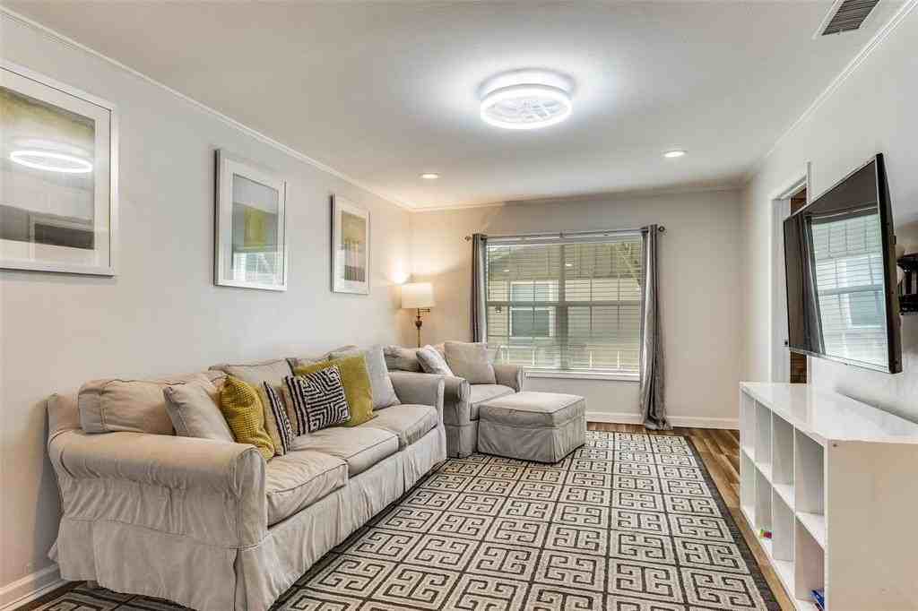 11021 Cactus Ln - Photo 4 of 26