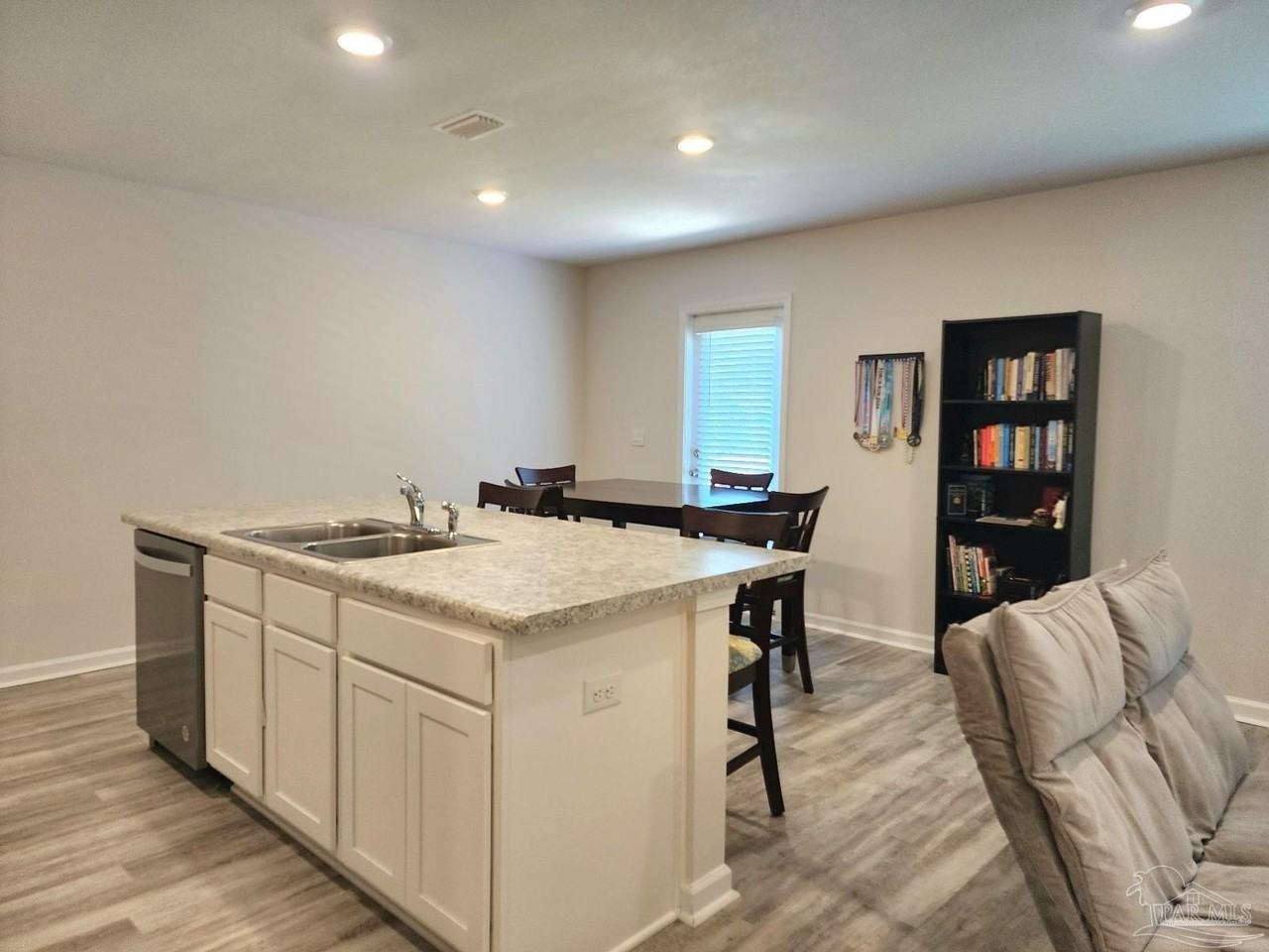 6196 Secretariat Way - Photo 3 of 17