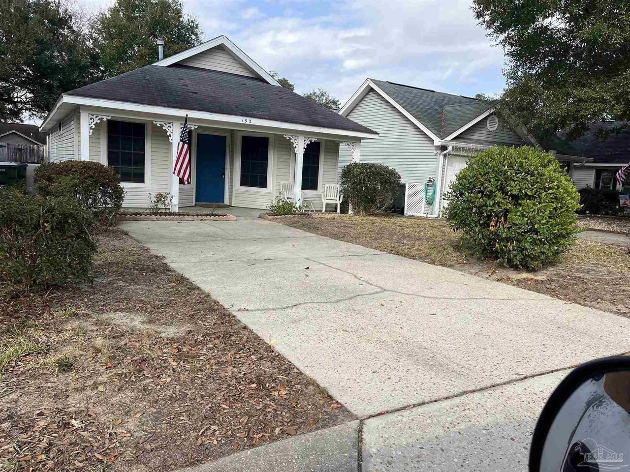 192 Wildflower Ln - Photo 2 of 12