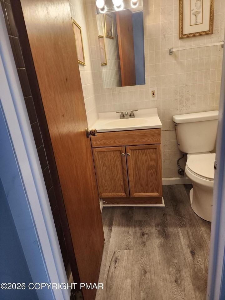 5239 Birchwood Dr - Photo 7 of 14