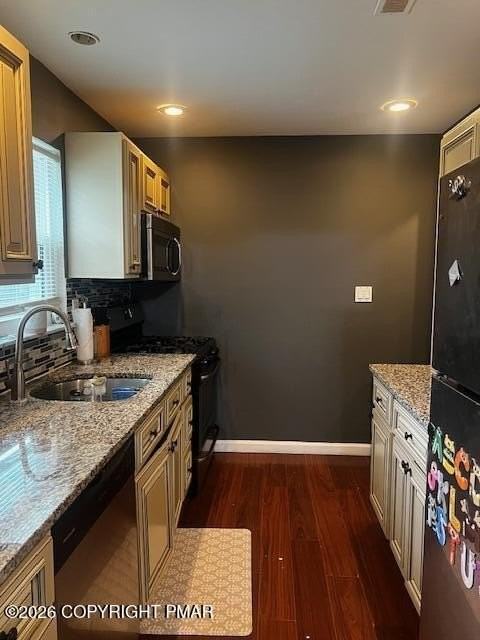 11 Spring Ln - Photo 3 of 10