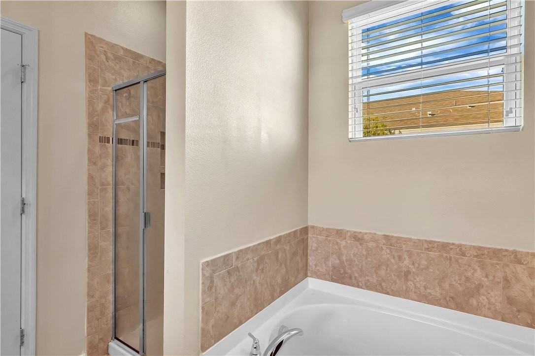 1340 Caddy Ct - Photo 7 of 20