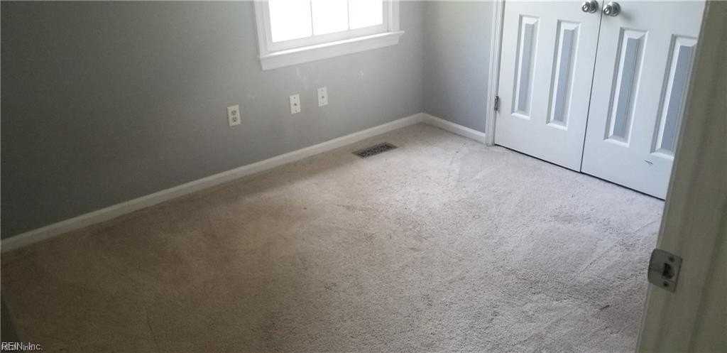 415 Bryan Ct - Photo 7 of 11