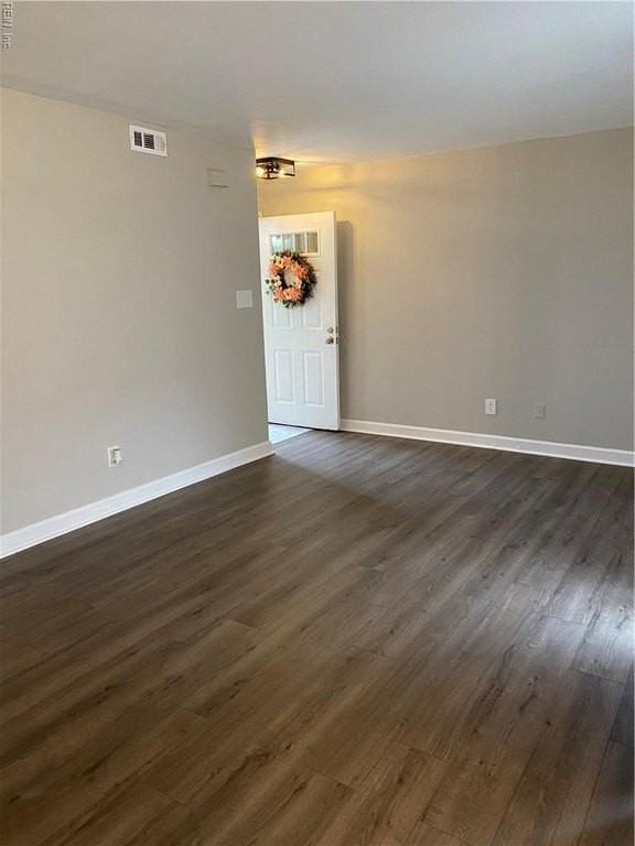 620 Pylon Ct - Photo 2 of 12