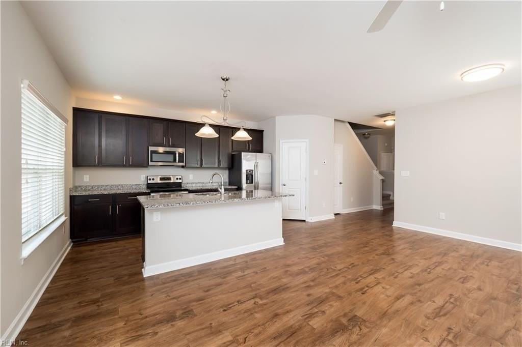 413 Courage Way - Photo 7 of 47